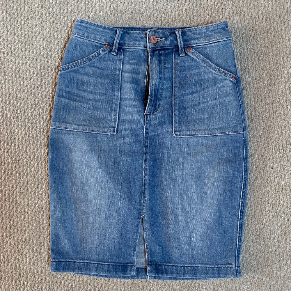 Abercrombie and Fitch Jean Midi Skirt